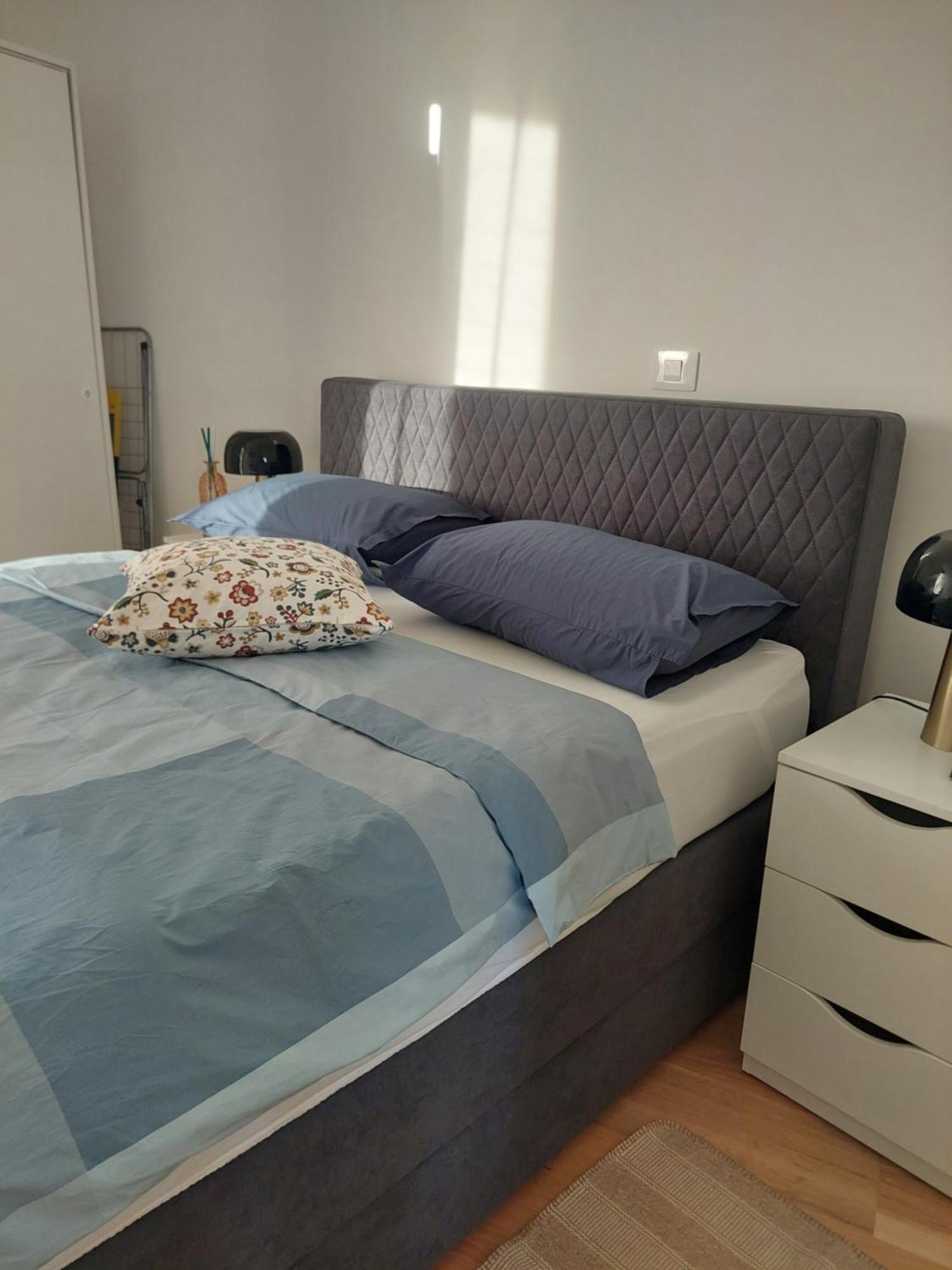 Lu Apartment