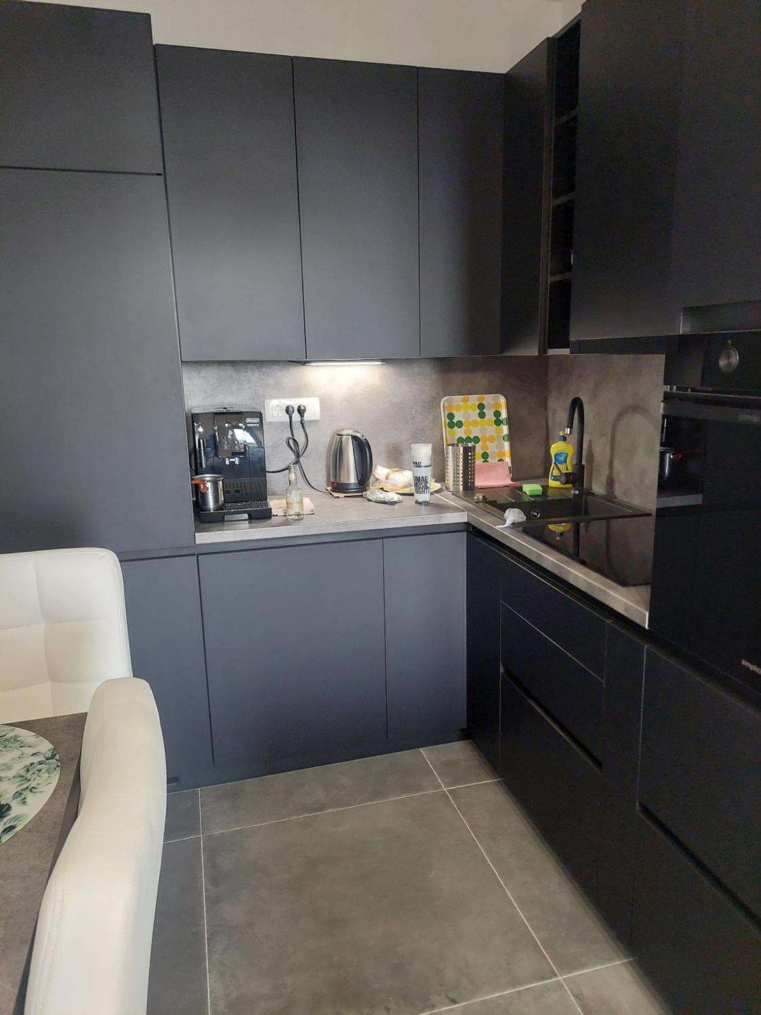 Lu Apartment *